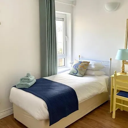 Ocean View Penthouse, The Harbour Mill, *