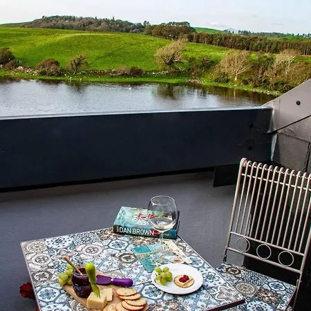 شقة Ocean View Penthouse, The Harbour Mill, *