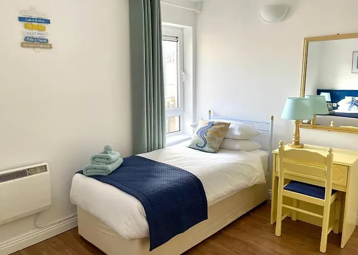 Ocean View Penthouse, The Harbour Mill, *