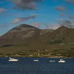 Ocean View Penthouse, The Harbour Mill, Appartement Westport
