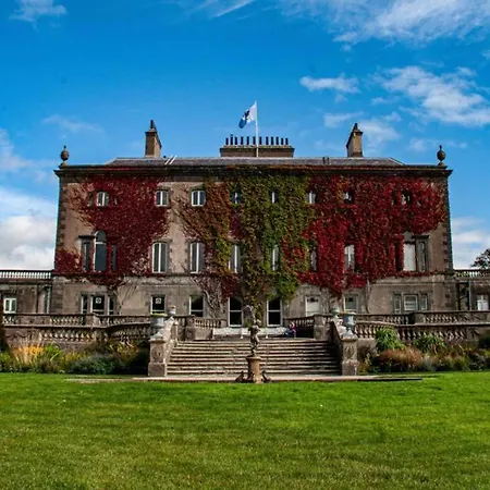 Ocean View Penthouse, The Harbour Mill, * Westport