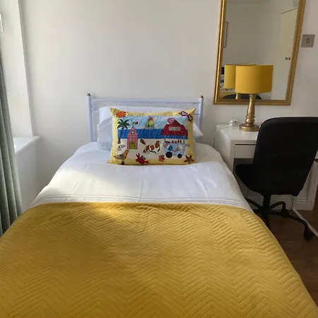 Ocean View Penthouse, The Harbour Mill,