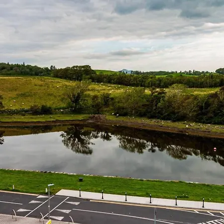 Ocean View Penthouse, The Harbour Mill, * Westport